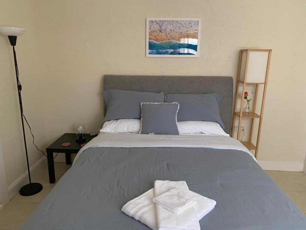 Pretty Private Room, Near The Airport - Free Parking - 01 マイアミ エクステリア 写真