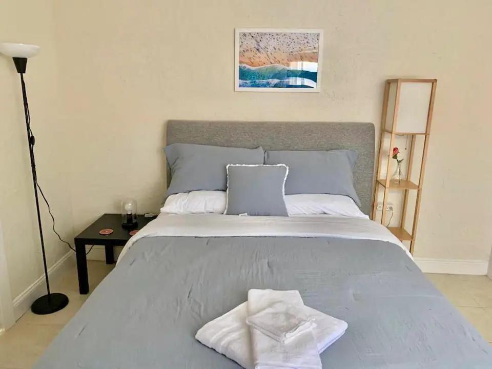 Pretty Private Room, Near The Airport - Free Parking - 01 マイアミ エクステリア 写真